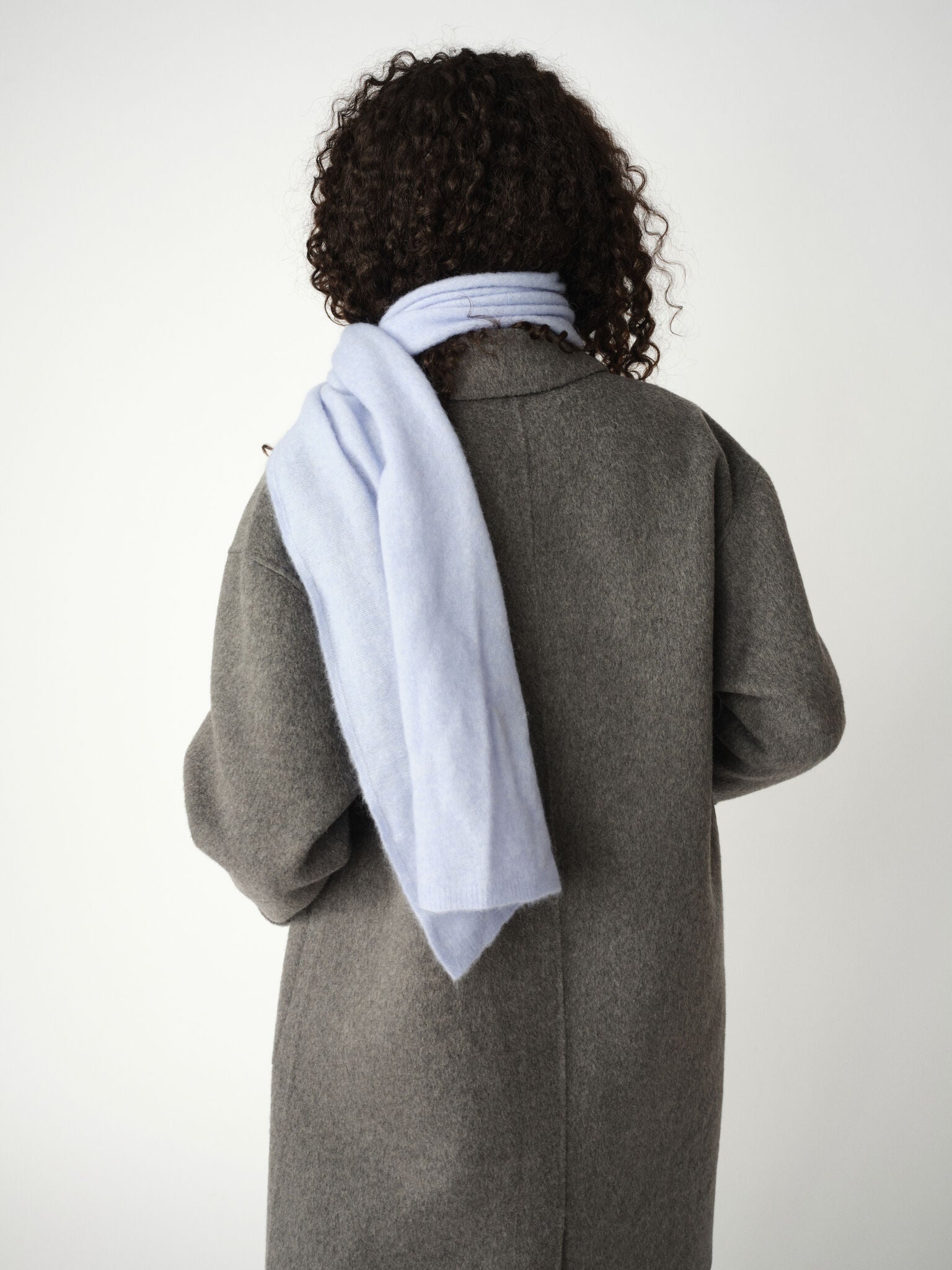 Modelshot / Brunnera Blue / Detail